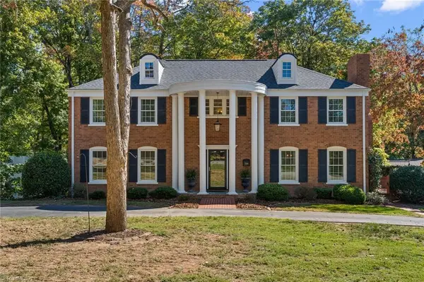 2500 Woodberry Drive, Winston-Salem, NC 27106