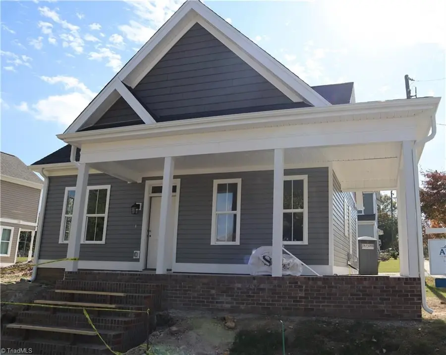 2000 Linda Jones Avenue, Greensboro, NC 27401 - #2
