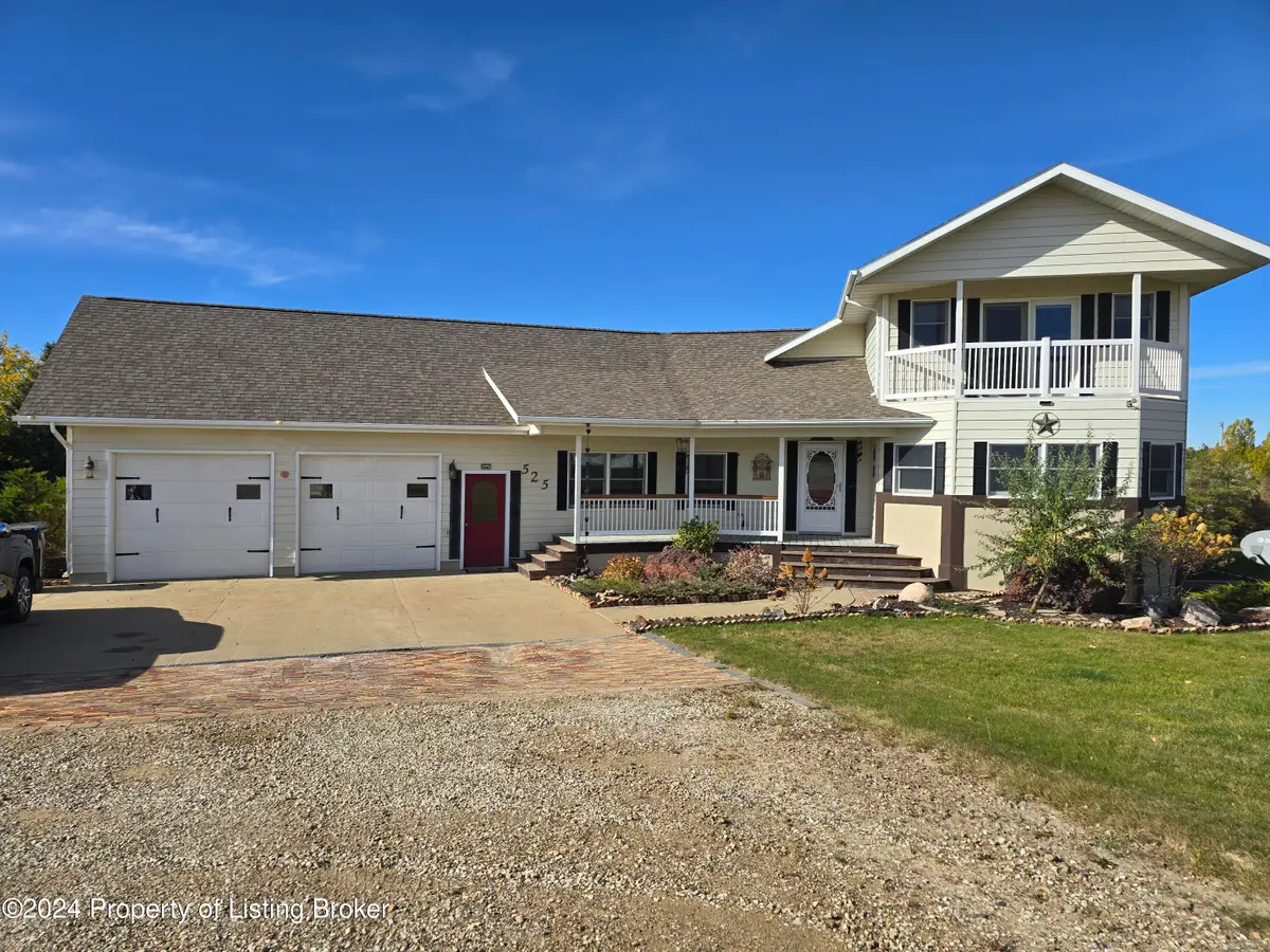 525 River Drive, Dickinson, ND 58601 - #1