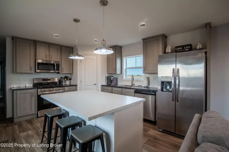 6812 E Schatz Lane, Elgin, ND 58533 - #3