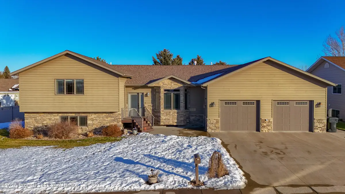 741 8th Avenue, Dickinson, ND 58601 - #1