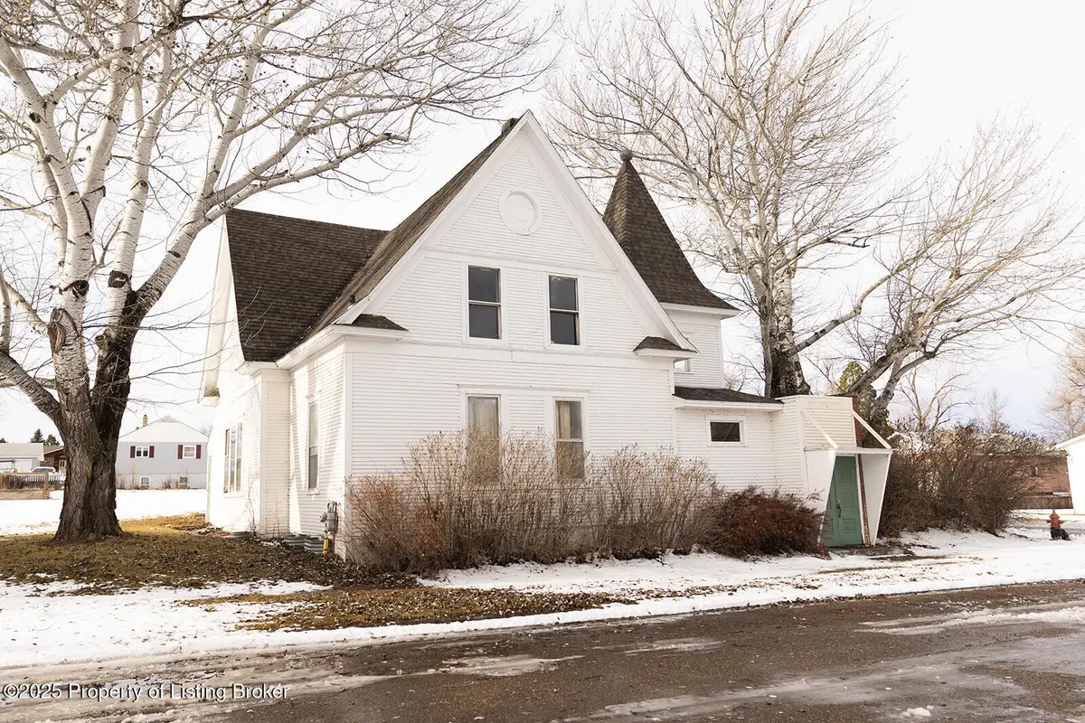 105 3rd Avenue, Beach, ND 58621 - #1