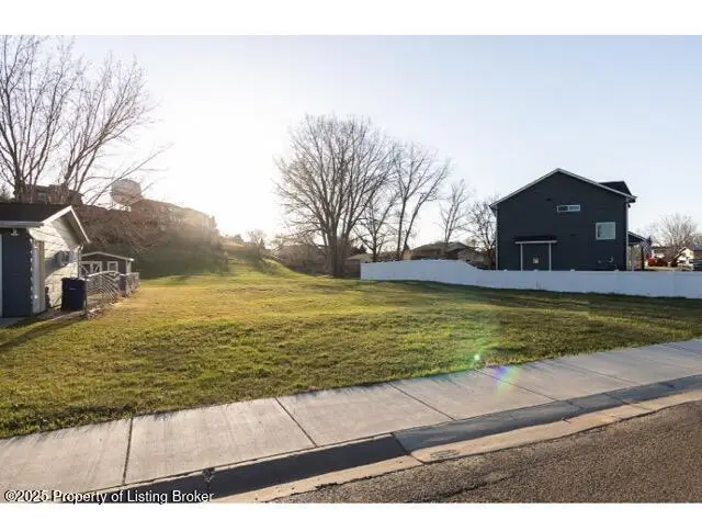 7th Avenue, Dickinson, ND 58601 - #3