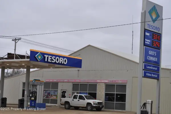 417 Main Avenue, Lemmon, SD 57638