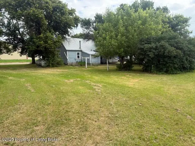 111 1st Avenue, Halliday, ND 58636 - #3
