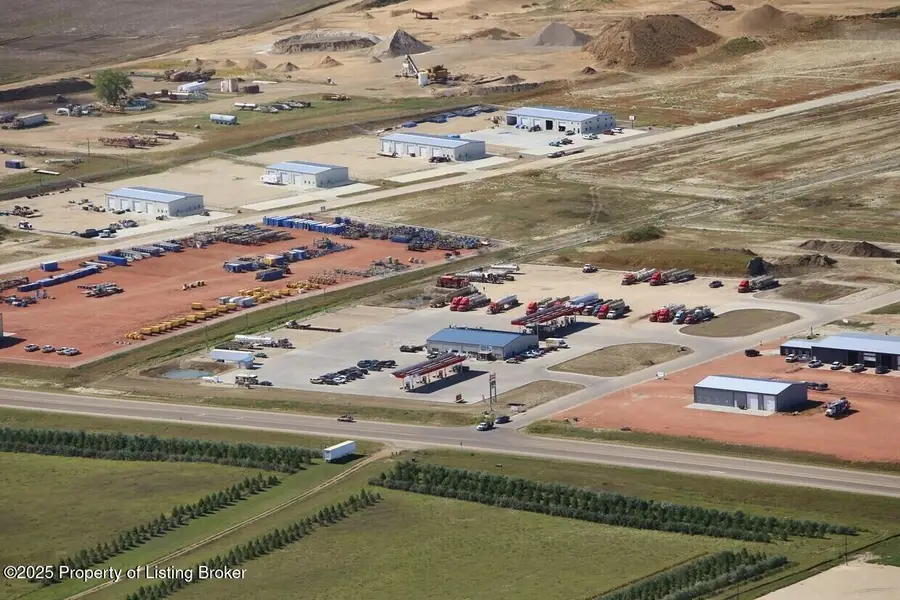 30j Street Sw Street, Dickinson, ND 58601 - #2