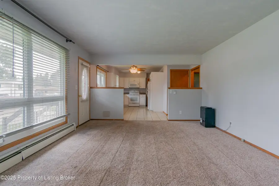 1035 Foster Drive, Dickinson, ND 58601 - #2