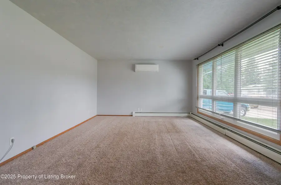 1035 Foster Drive, Dickinson, ND 58601 - #3