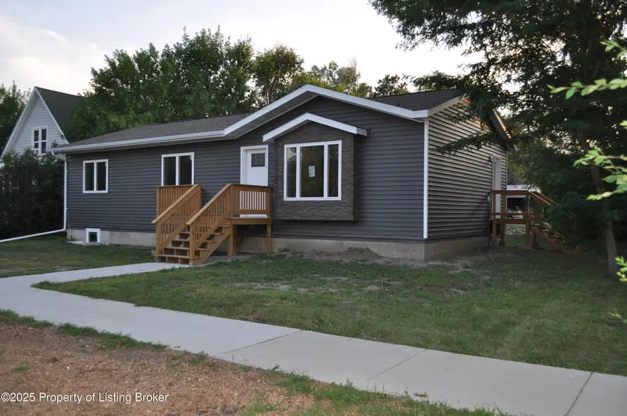 305 4th Avenue, Lemmon, SD 57638 - #2
