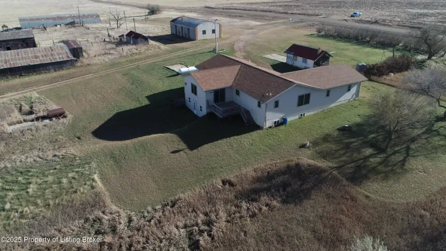 16711 Old Hwy 10, Beach, ND 58621 - #2