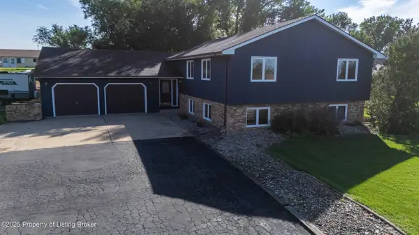 401 Montana Avenue, Mott, ND 58646