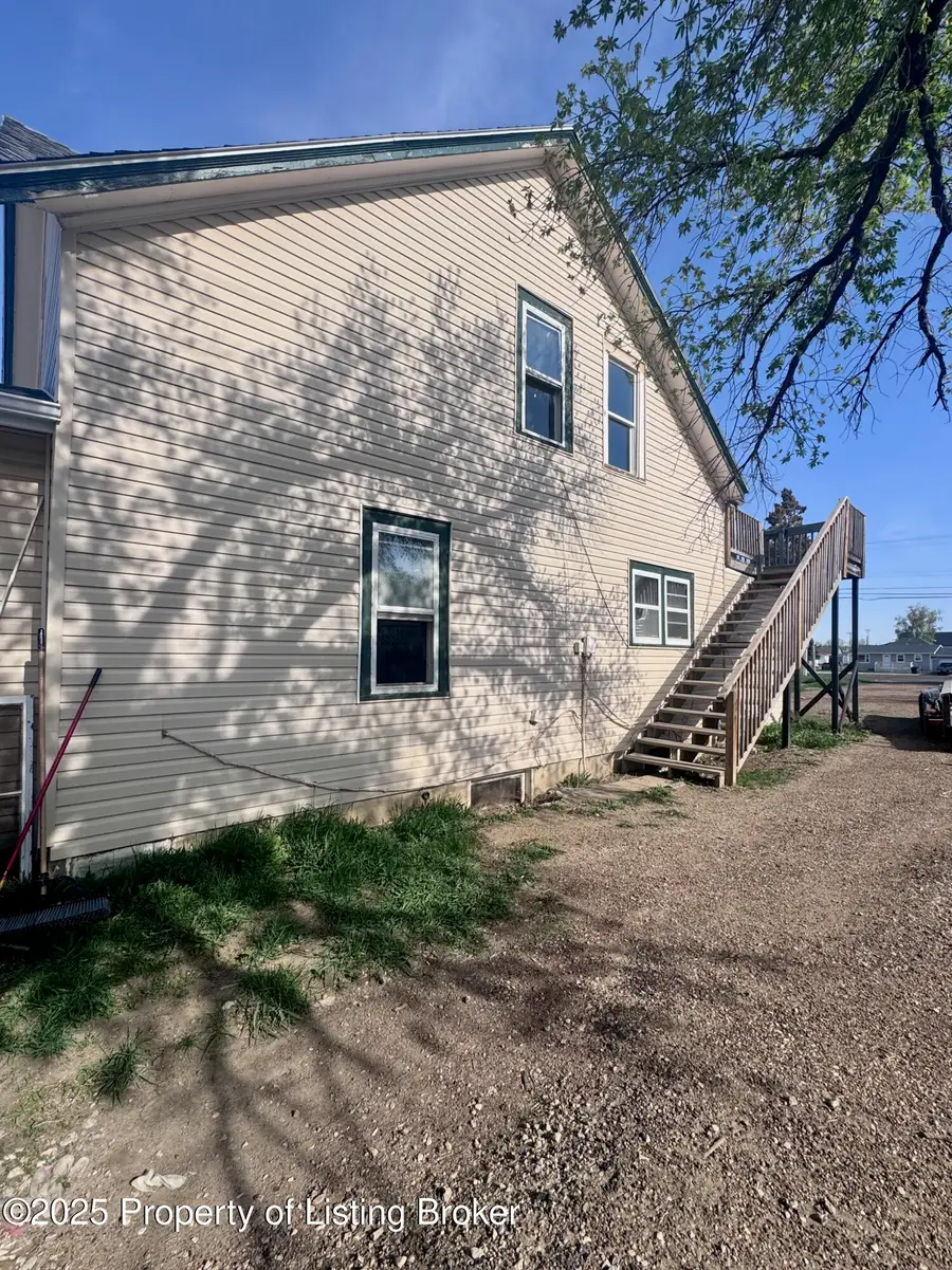 134 E Broadway Street, Dickinson, ND 58601 - Image #3