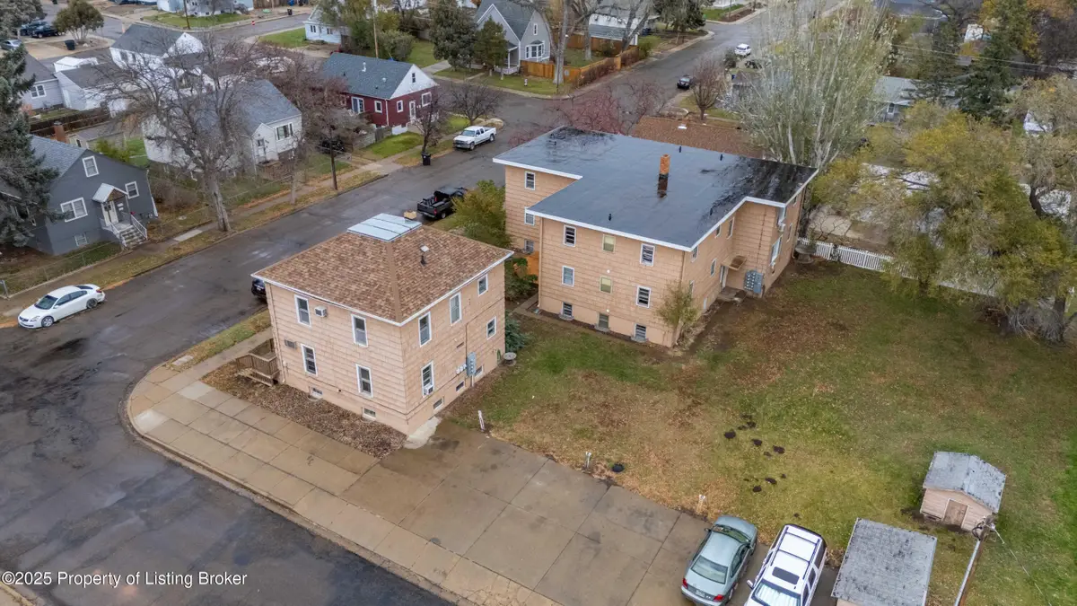 536 550 1st Street E, Dickinson, ND 58601 - Image #1