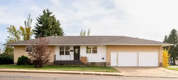 741 Empire Road, Dickinson, ND 58601