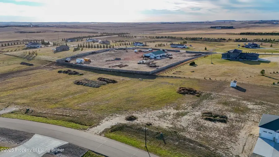 4319 Acres Drive, Dickinson, ND 58601 - Image #2