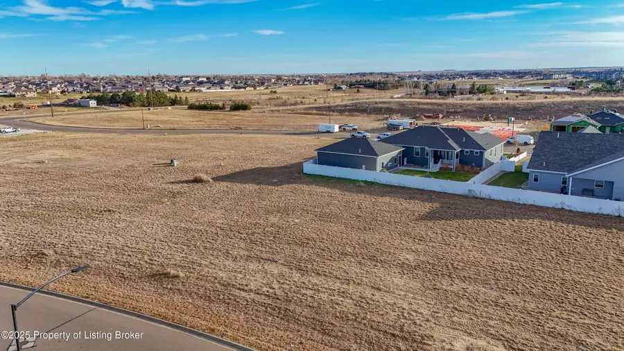 1951 & 1957 Wahl Street, Dickinson, ND 58601 - Image #2