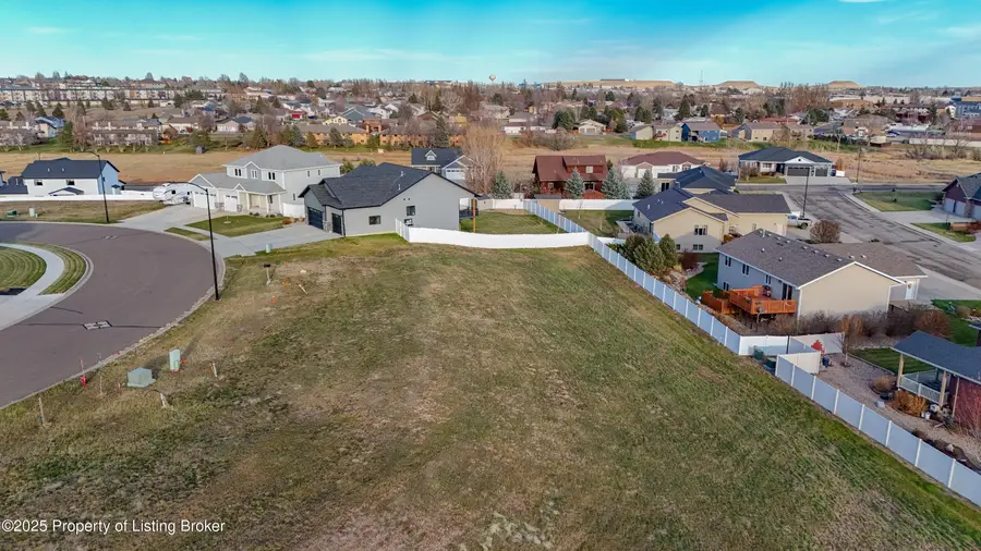 1760 Sunrise Drive, Dickinson, ND 58601 - Image #3