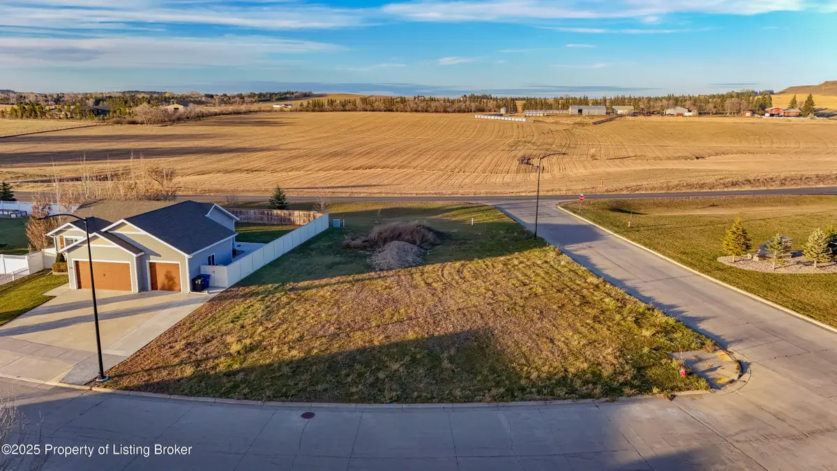 2257 Caldera Drive, Dickinson, ND 58601 - Image #1