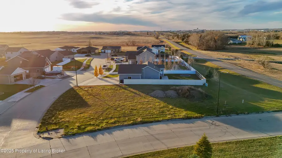 2257 Caldera Drive, Dickinson, ND 58601 - Image #2