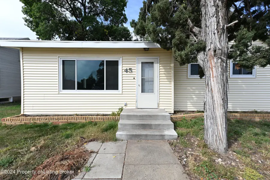 45 9th Avenue W, Dickinson, ND 58601 - Image #3