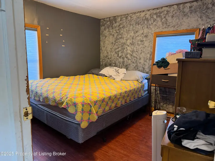 544 S Central Avenue, Beach, ND 58621 - Image #3