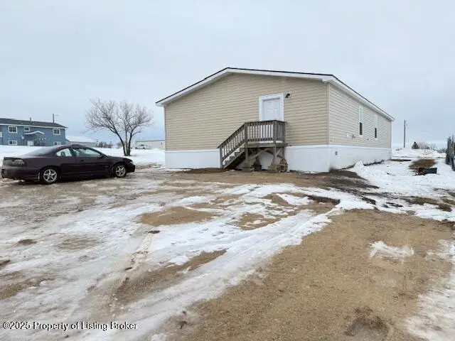 206 2nd Street Se, Belfield, ND 58622 - Image #2