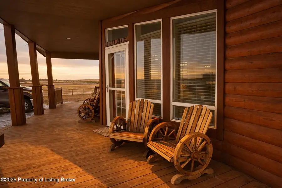 1005 7th Street Nw, Bowman, ND 58623 - Image #3