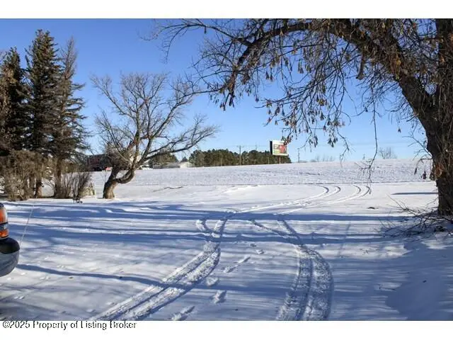 1402 Main Street S, Dickinson, ND 58601 - Image #3
