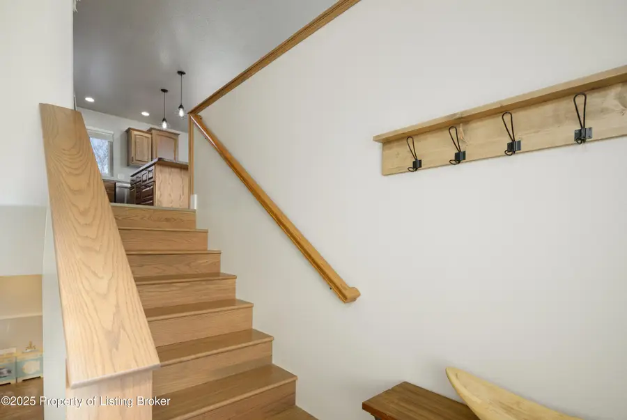 509 37th Street E, Dickinson, ND 58601 - Image #3