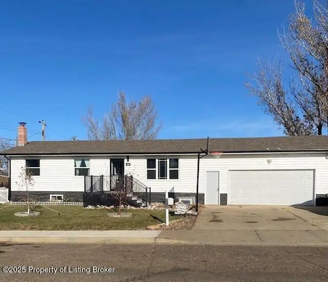 1163 Lincoln Street, Dickinson, ND 58601 - Image #1