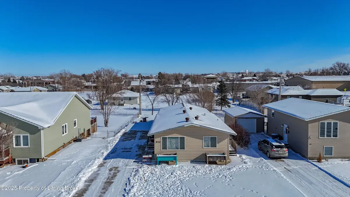 577 2nd Ave. Sw, Dickinson, ND 58601 - Image #1