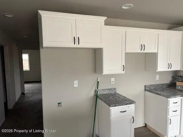 3191 Lyons Avenue, Dickinson, ND 58601 - #2