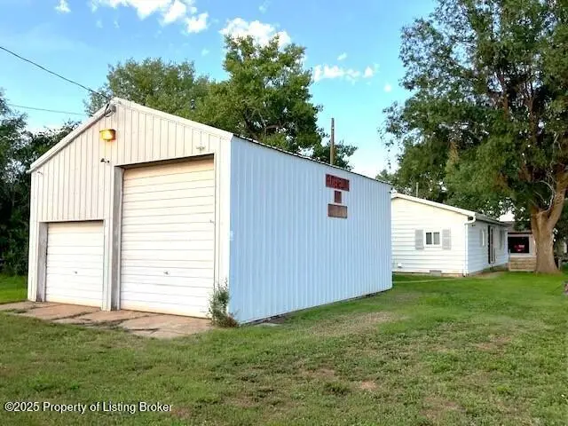 211 N Bismarck Street, Hebron, ND 58638 - #2