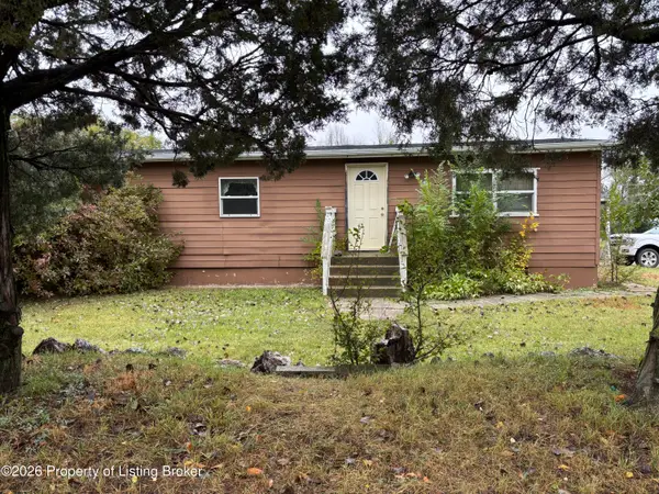 108 & 110 11th Street, Hettinger, ND 58639