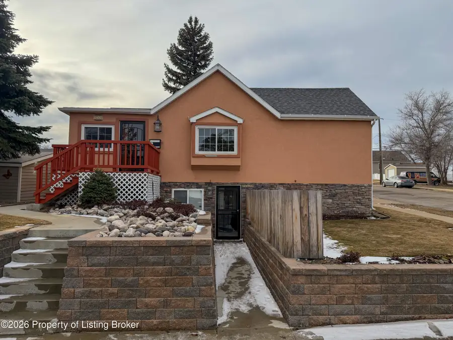 645 3rd Avenue, Dickinson, ND 58601 - #2