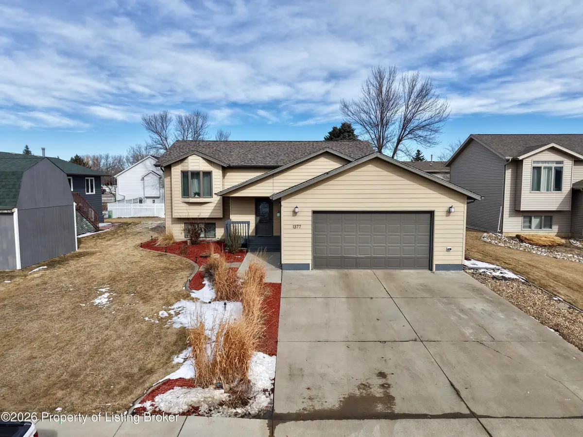 1377 8th Street, Dickinson, ND 58601 - #1