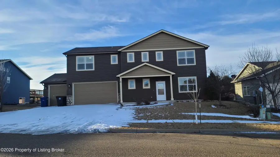 1067 Wahl Street, Dickinson, ND 58601 - #2