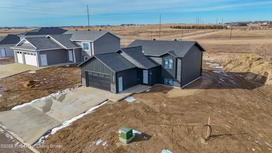 1680 Marilyn Way, Dickinson, ND 58601 - #2