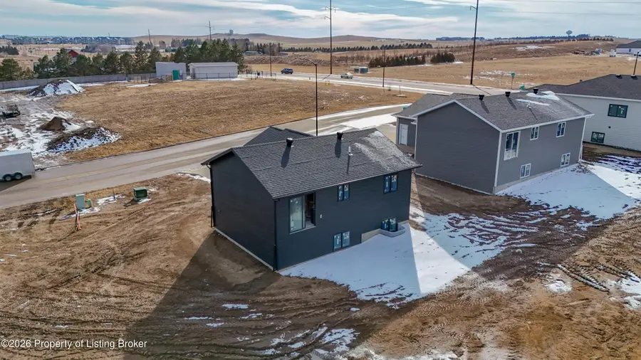 1680 Marilyn Way, Dickinson, ND 58601 - #3
