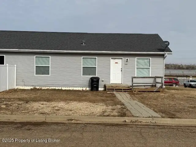 209 2nd Avenue, Belfield, ND 58622 - #2