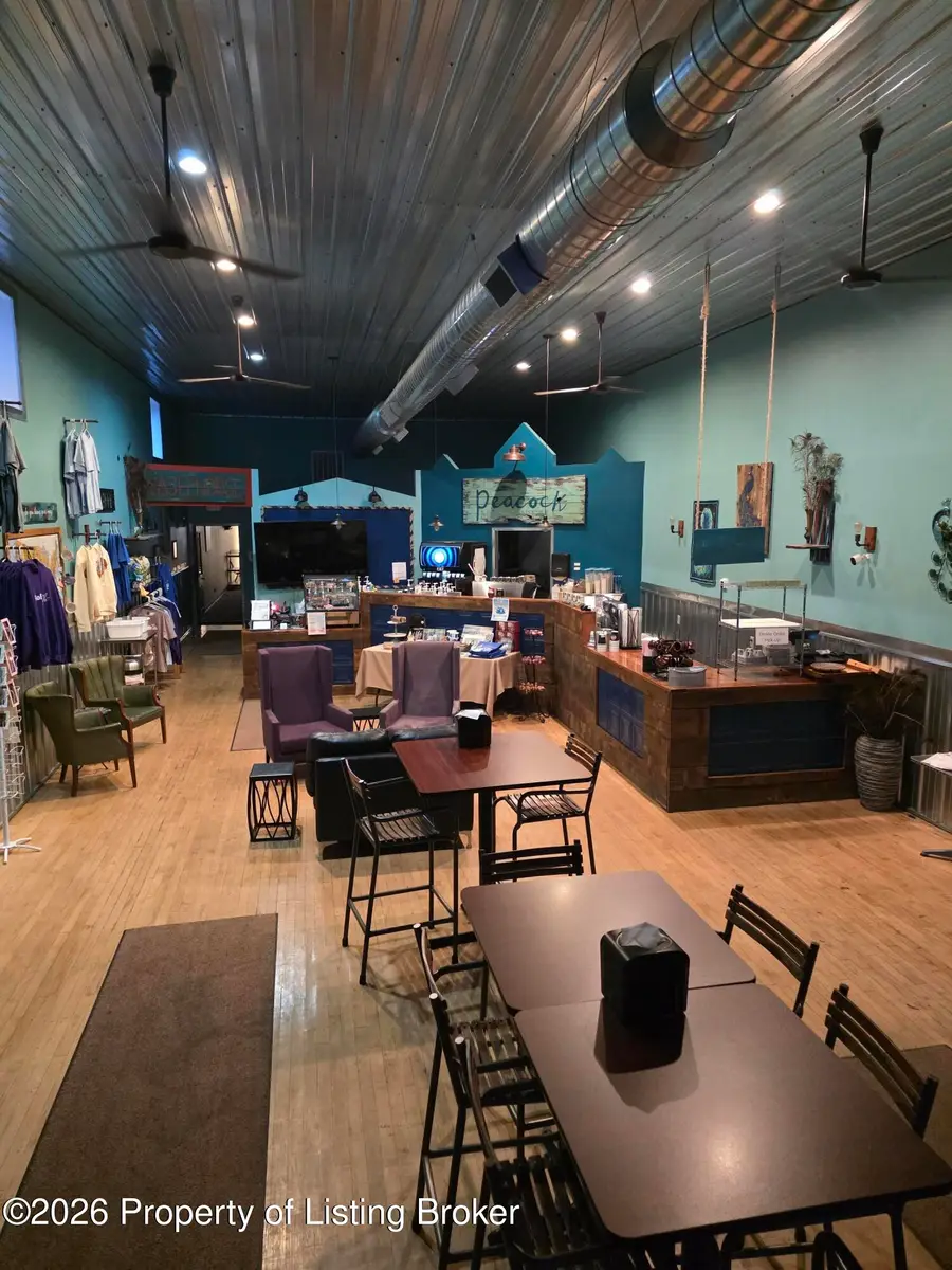 213 Main Street, Hettinger, ND 58639 - #2