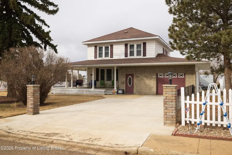 1226 1st Avenue, New England, ND 58647 - #3