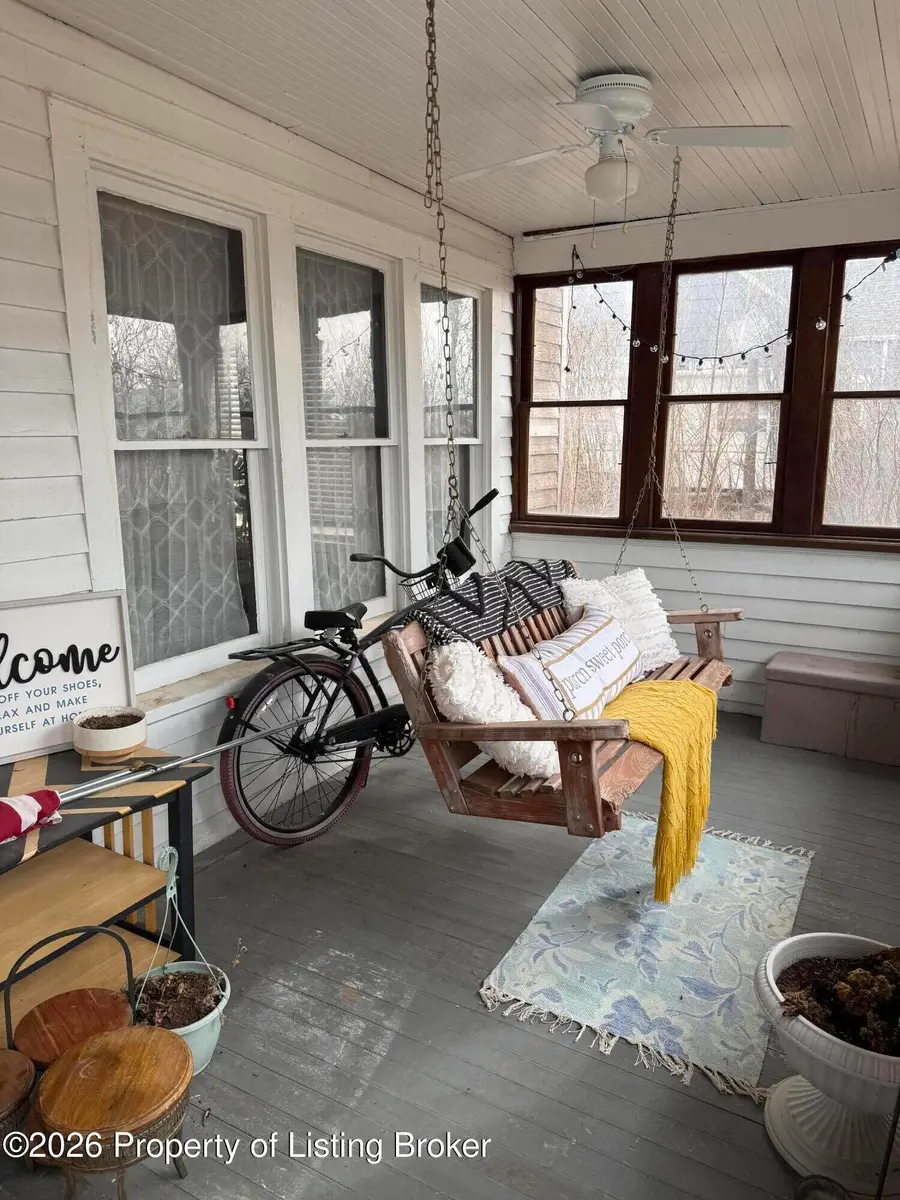 452 N Central Avenue, Beach, ND 58621 - #2