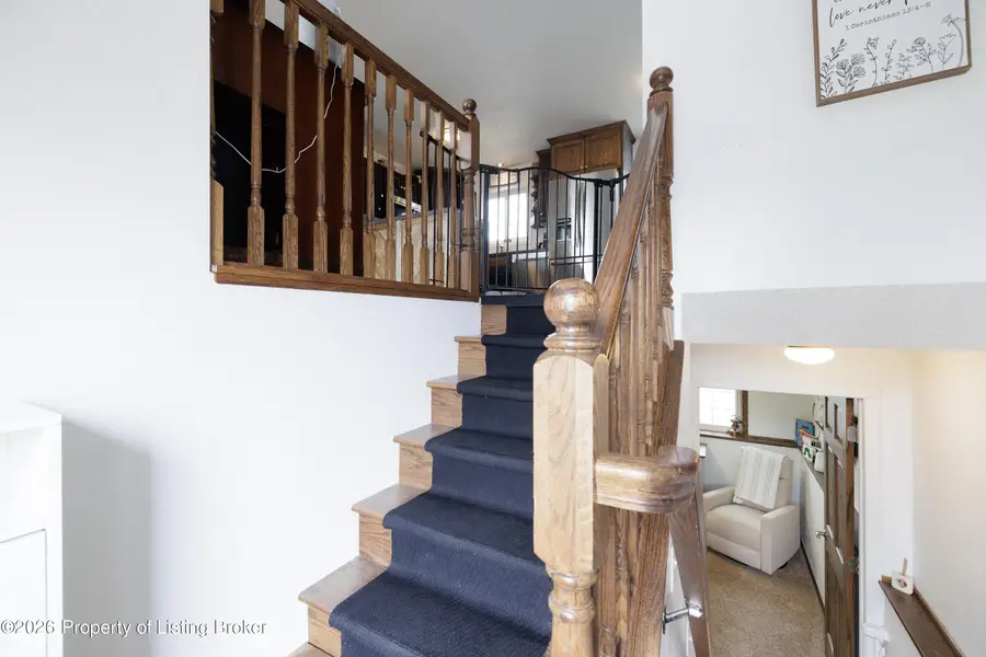 127 17th Street, Dickinson, ND 58601 - #3