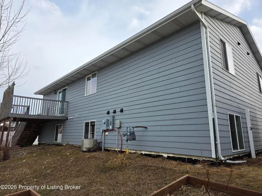 540 Highlands Avenue, Dickinson, ND 58601 - #2