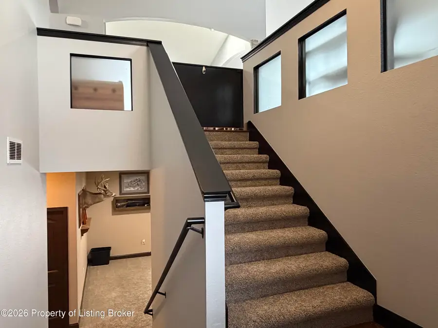 2685 Prairie Oak Drive, Dickinson, ND 58601 - #3