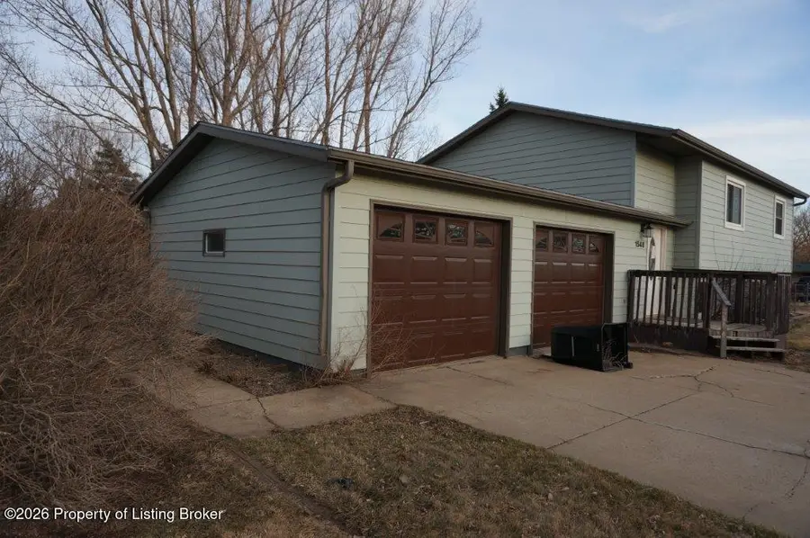 1548 1st Avenue, Dickinson, ND 58601 - #2
