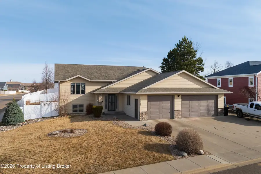 2280 5th Street, Dickinson, ND 58601 - #2