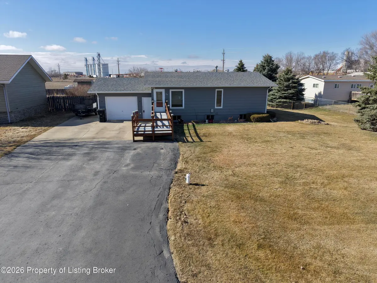 64 Palm Beach Road, Dickinson, ND 58601 - #1