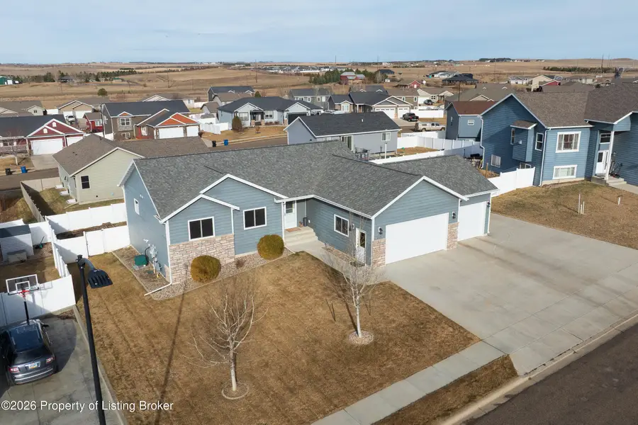 2617 Post Drive, Dickinson, ND 58601 - #2
